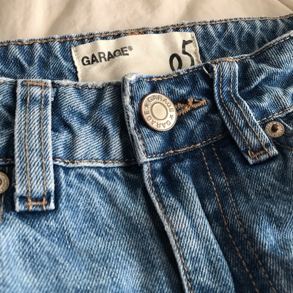 Garage Mom Jeans - Picture 3 of 3